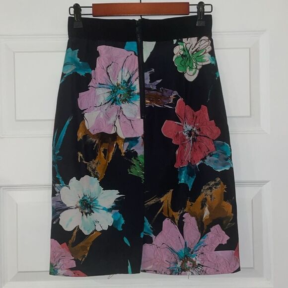 Milly Black Floral Pencil Skirt - Picture 5 of 7